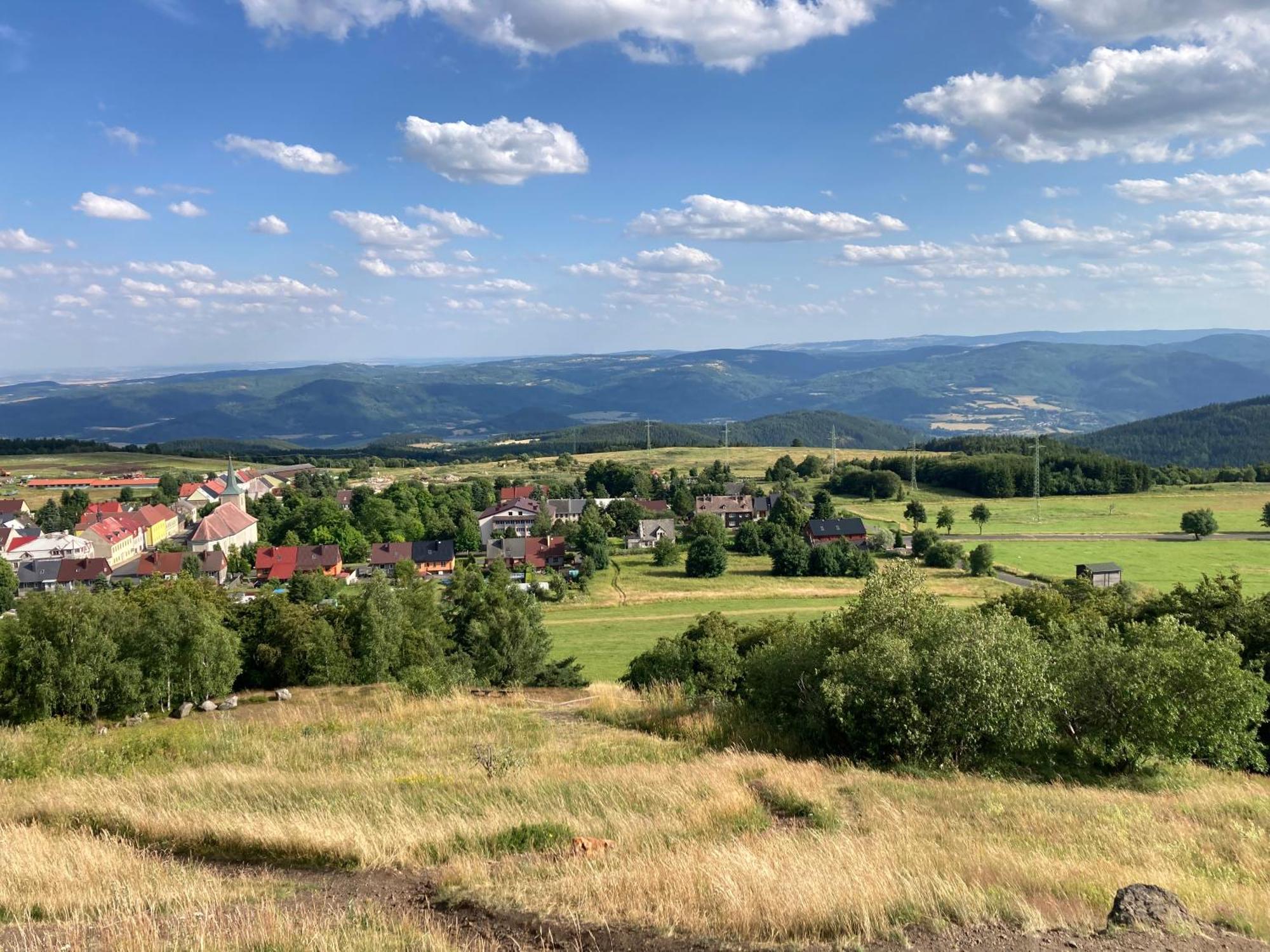 Apartmán u Klínovce Kovářská Esterno foto